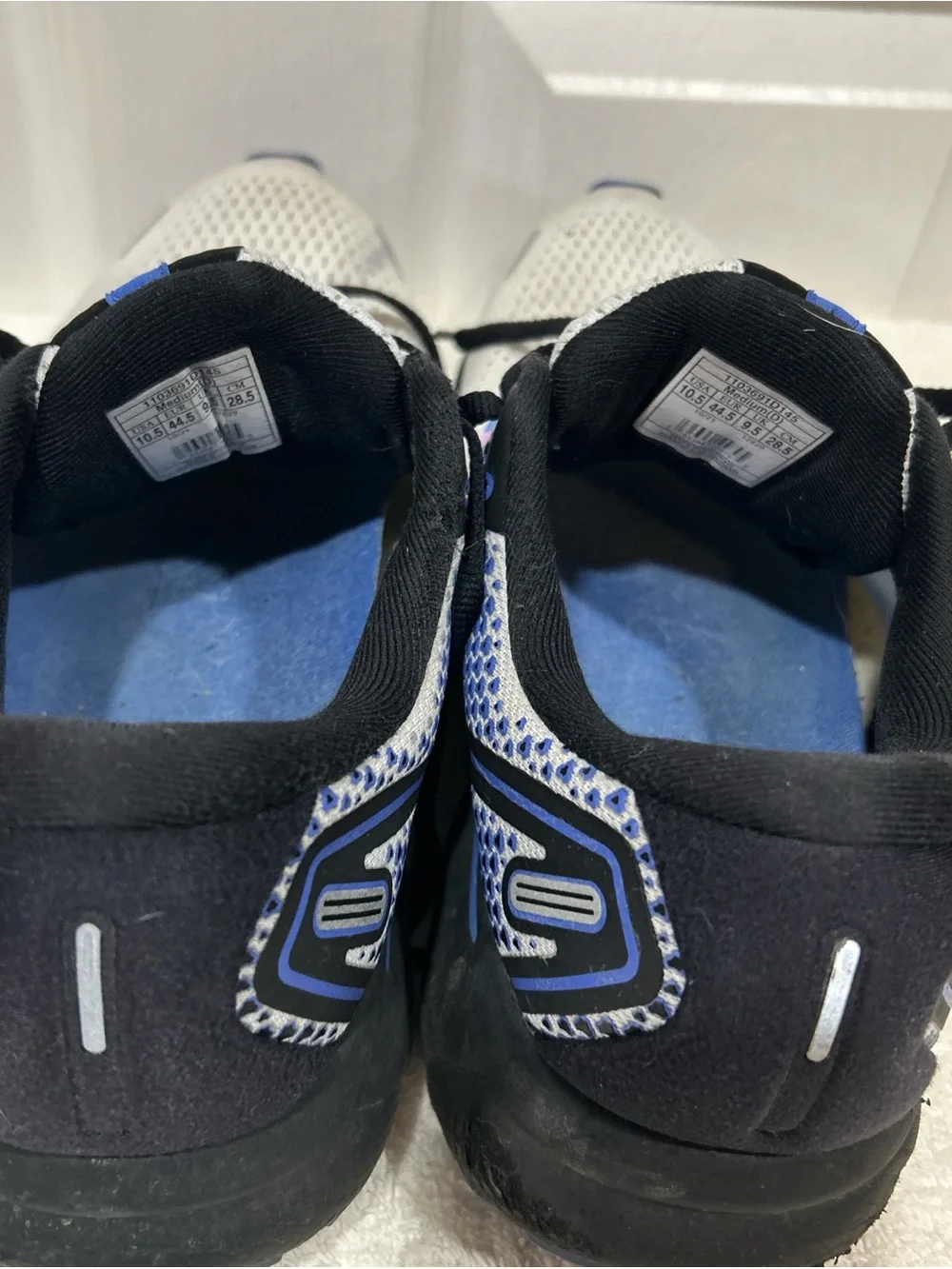 Brooks Ghost Men’s Sneakers – Size 10.5